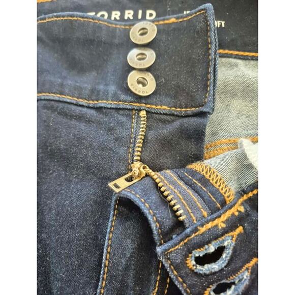 TORRID Skinny High Rise Jeggins Jean Dark Wash Button Front Stretch Sz 16 Short - Picture 7 of 11